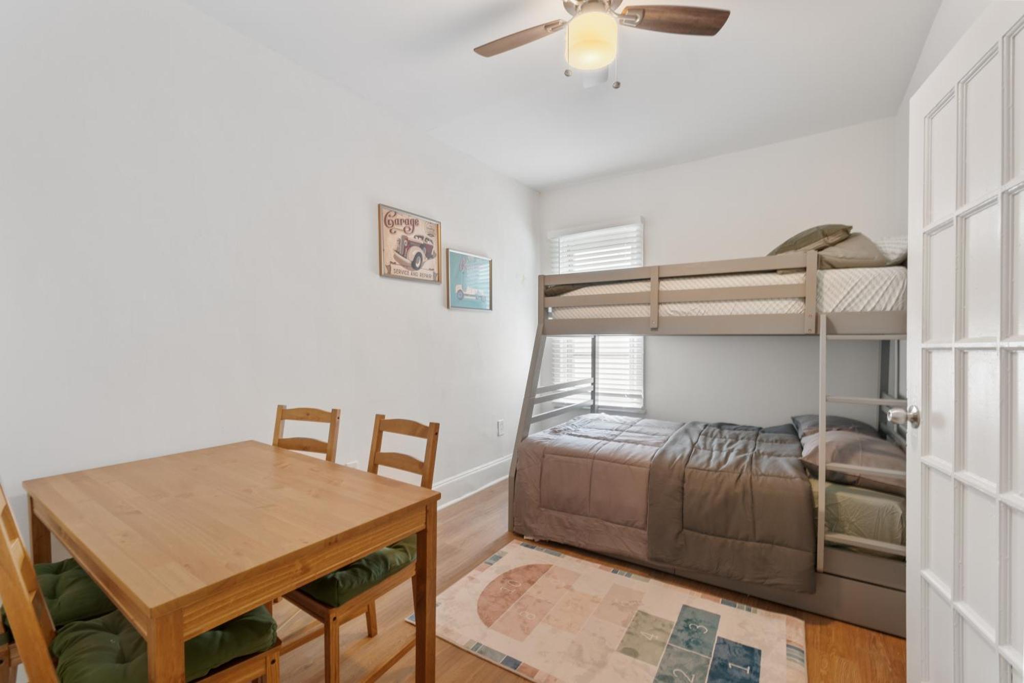Close To Howard University , Unit #2 Washington Luaran gambar