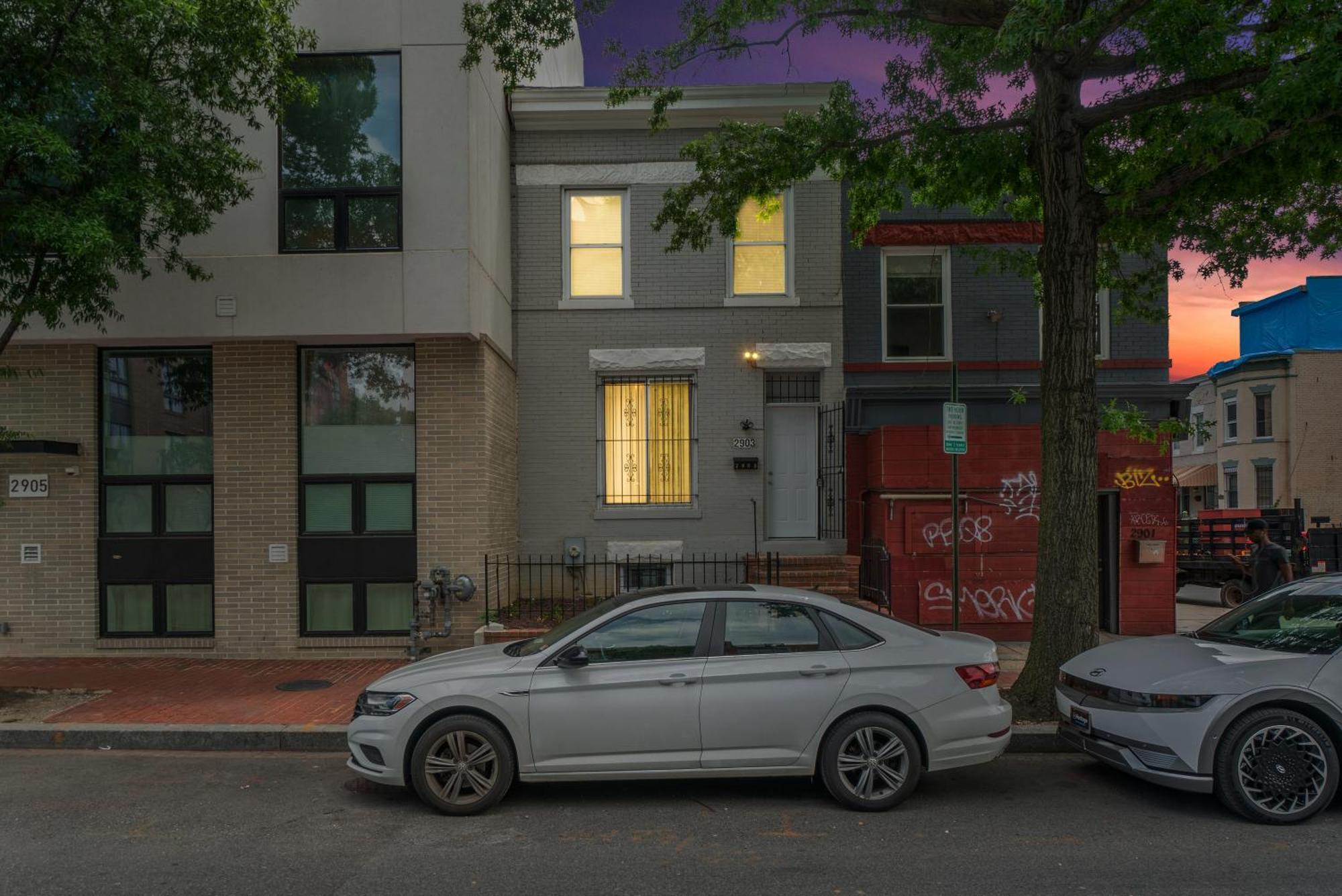 Close To Howard University , Unit #2 Washington Luaran gambar